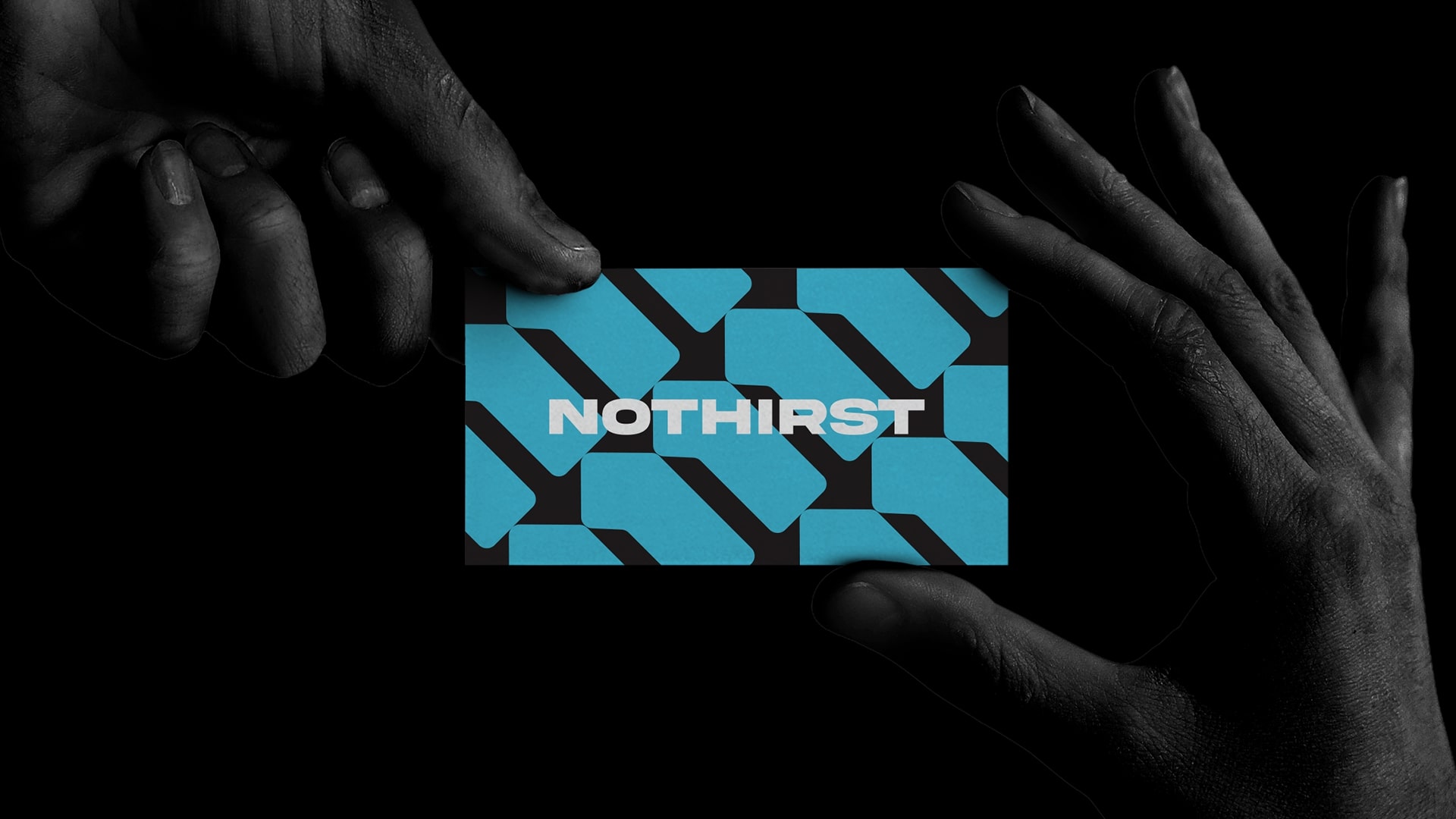 NoThirst 运动生活方式与运动水杯品牌形象vi设计，黑篮配色+几何底纹辅助图形 (3).jpg